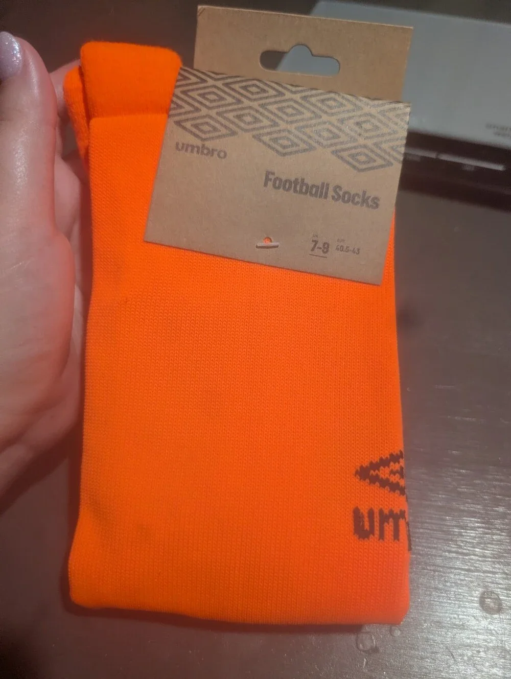 Umbro Football Socks Size Medium (8-10) Orange New In Package